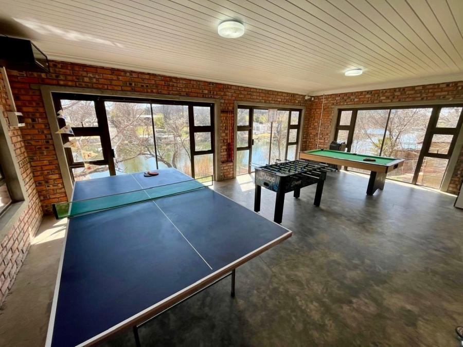 6 Bedroom Property for Sale in Maselspoort Free State